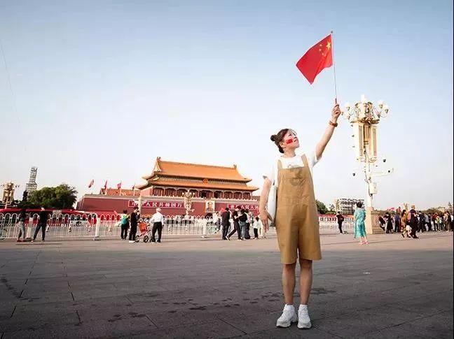 我觉得自己是多余的，没人需要我，找不到坚持下去的理由怎么办？